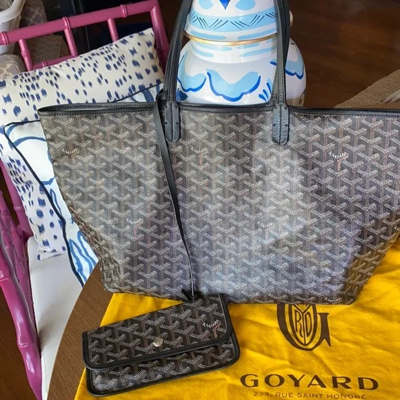 Goyard Saint Louis PM Bag Black ゴーヤードバッグ Goyard Black Saint Louis PM Tote | Tuckernuck Archive Collection